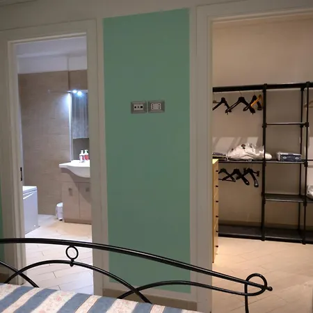 Replay Bed & Breakfast 3*